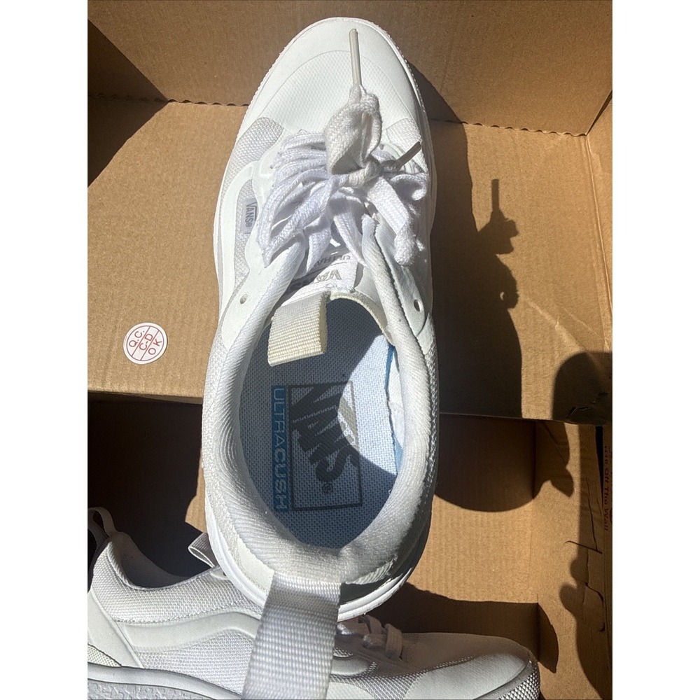 Size 5.5M/7W - Vans Ultrarange Exo White VN0A4U1KQLZ - Picture 3 of 6